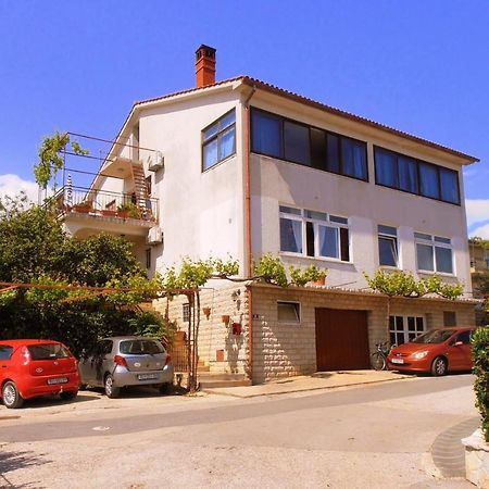 Apartments Bozica Krk Town Buitenkant foto