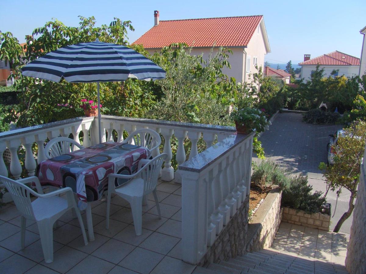 Apartments Bozica Krk Town Buitenkant foto