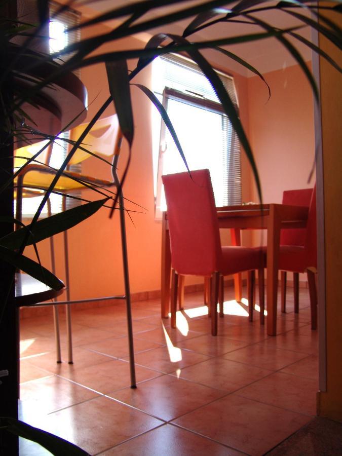 Apartments Bozica Krk Town Buitenkant foto